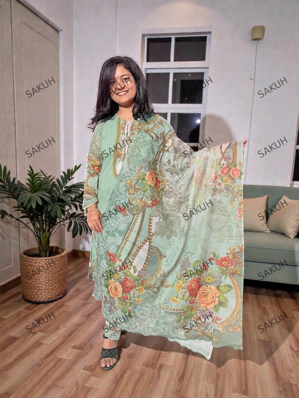 এলিগেন্ট মিশোরি জর্জেট থ্রি-পিস ড্রেস